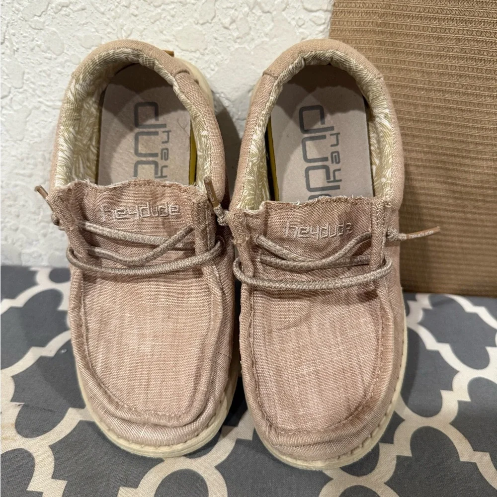 Kids Hey Dude Slip on Shoes 11 Wendy